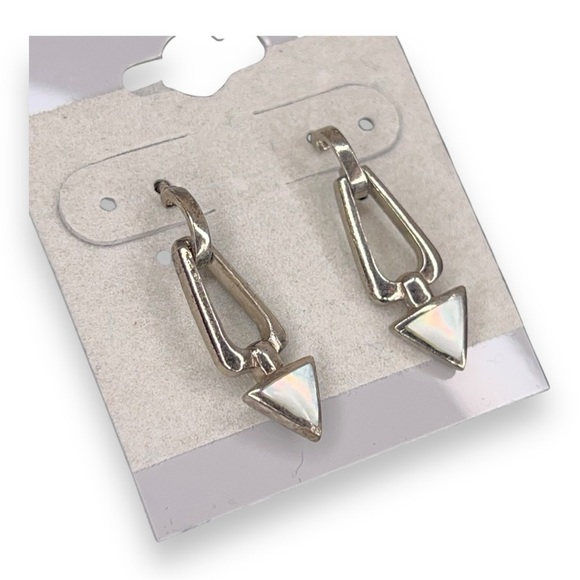 SILVER ARROW EARRINGS POST BACKING GEOMETRIC ABSTRACT IRIDESCENT - Picture 1 of 7